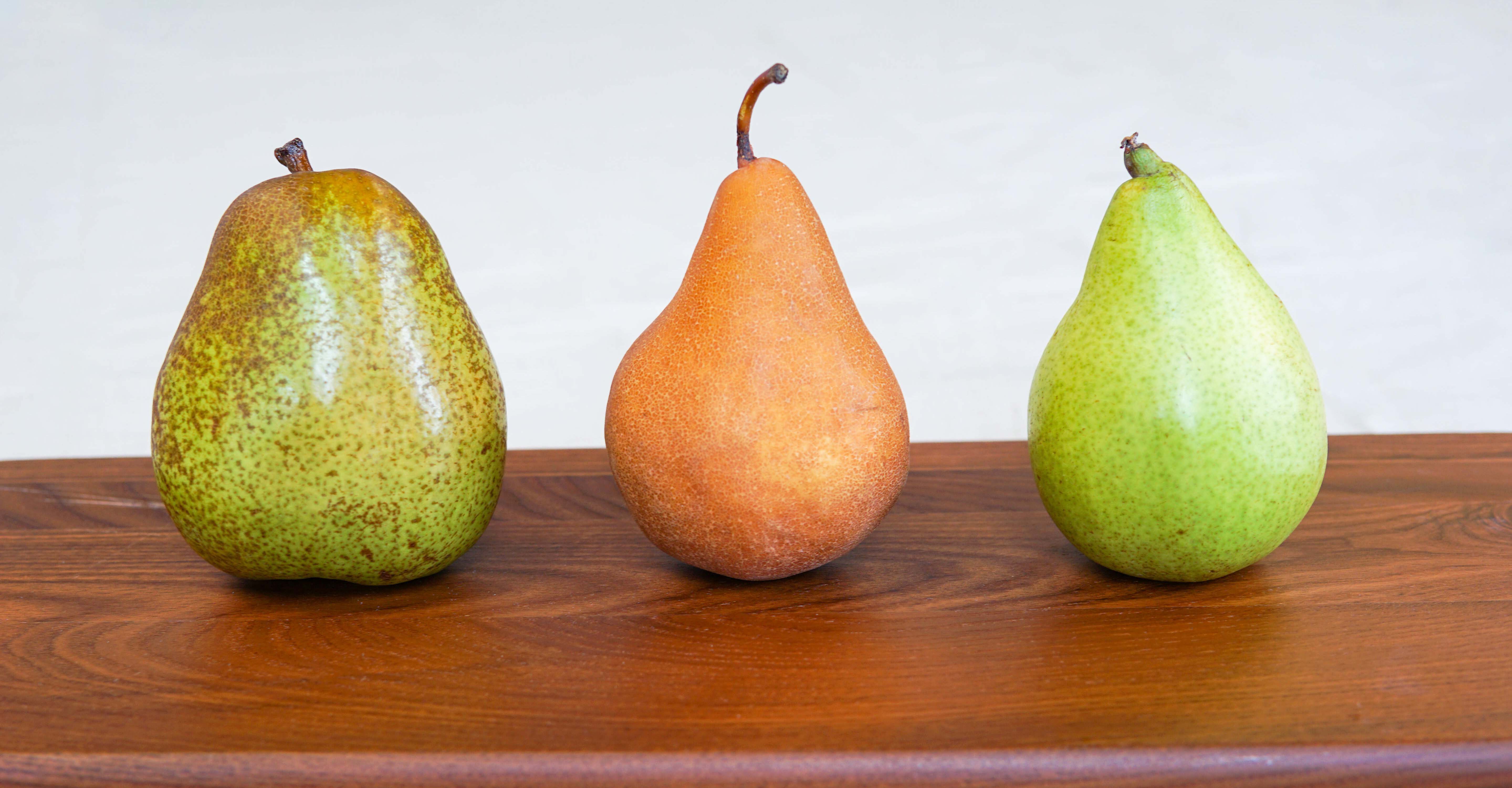 Save on Pears Bosc Order Online Delivery